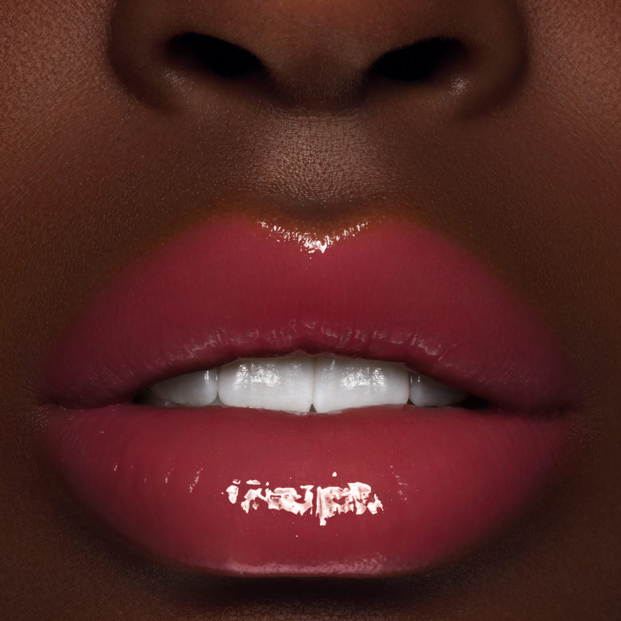 Beauty photograph of Pat McGrath Labs LUST: Gloss in Heavy Petal, macro lip